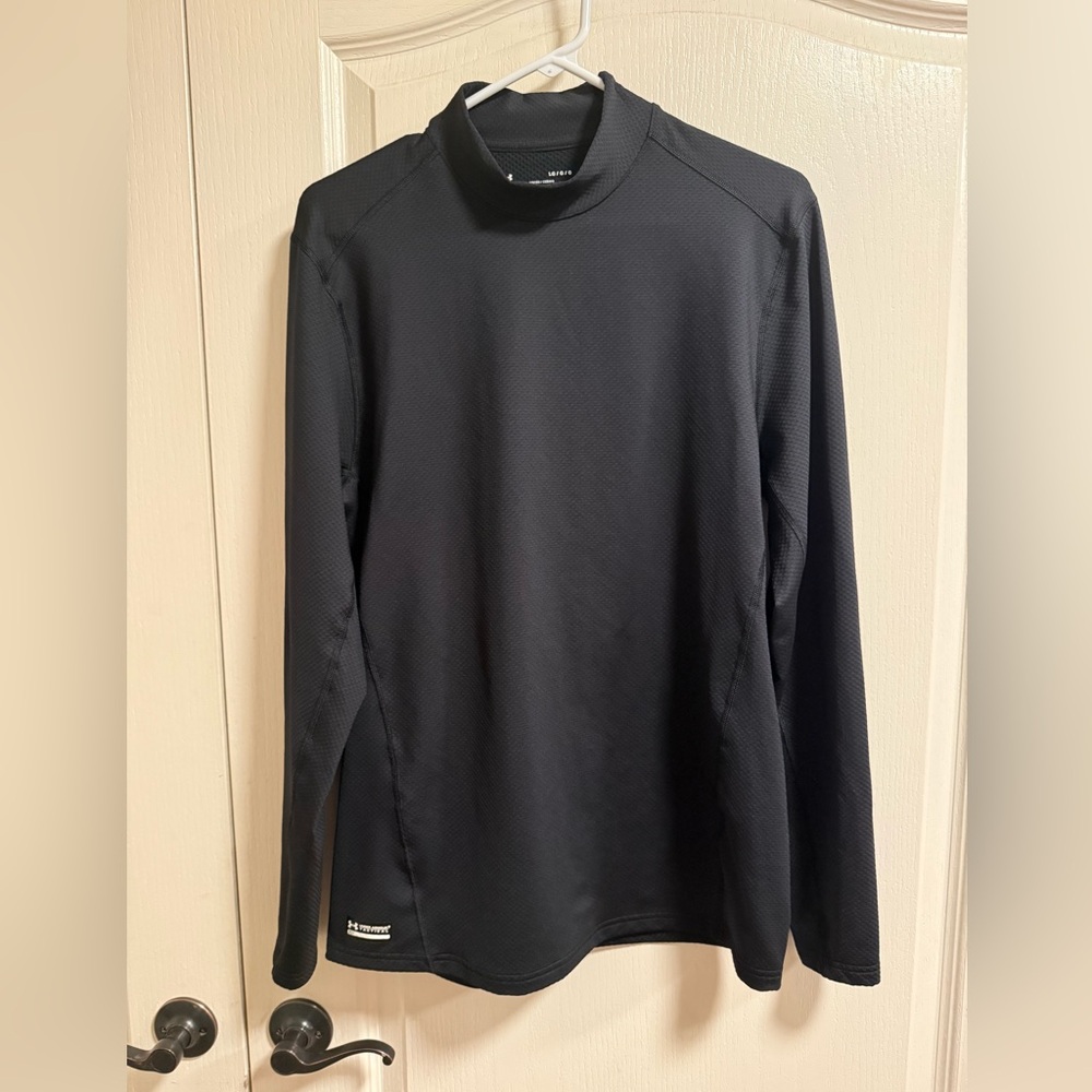 Under Armour Cold Gear Fitted Black Long Sleeve Shirt